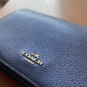 Coach Crossbody Large Wallet